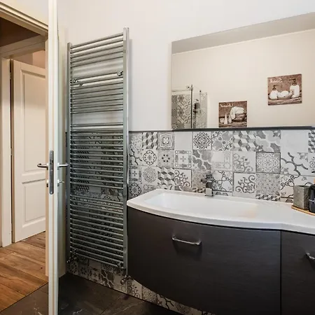 Il Cappero - Private With Jacuzzi & Views * Barga